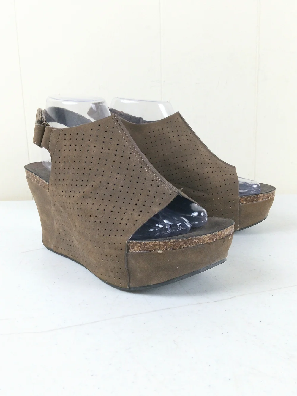 Pierre Dumas Taupe Perforated Suede Wedge Sandals Size 9